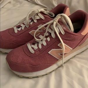Womens New Balance casual sneaker
